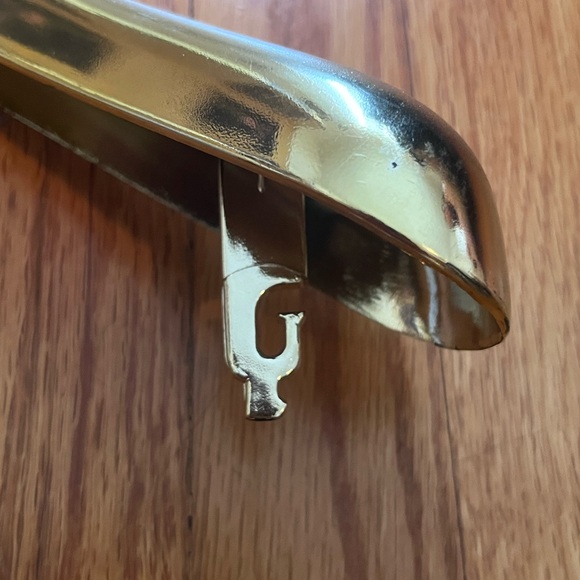 MOSCHINO COUTURE VINTAGE CLOTHES HANGER IN GOLD TONE FINISH - Picture 10 of 11